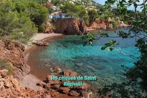 Apartamento Suite And Garden Blue Eden, Plages De Saint-Raphael Cote D Azur