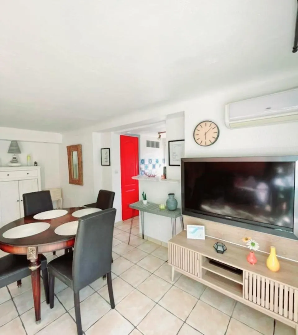 Apartamento Suite And Garden Blue Eden, Plages De Saint-Raphael Cote D Azur